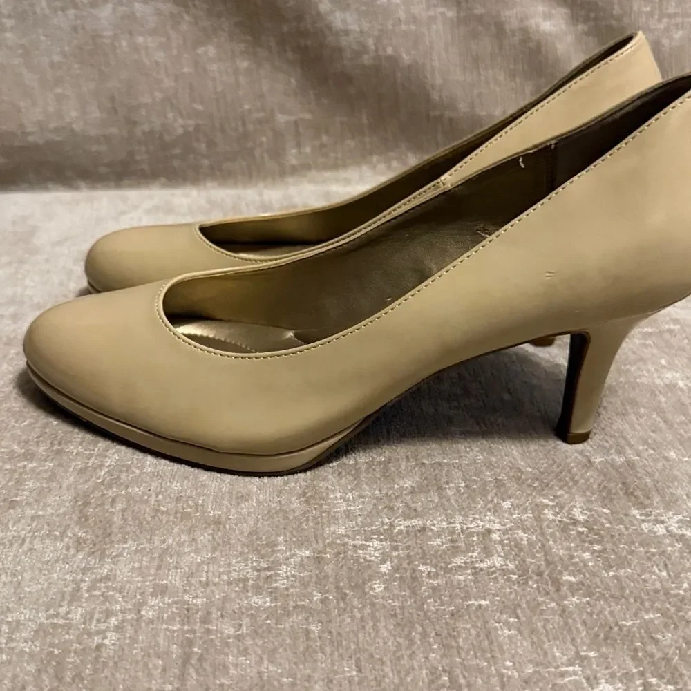 Kelly & Katie Nude Heels